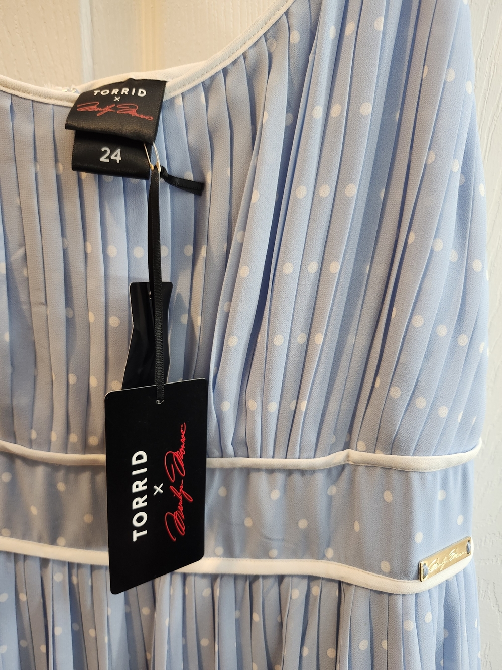 torrid Light Blue and White Striped Maxi Dress - Picture 4 of 4